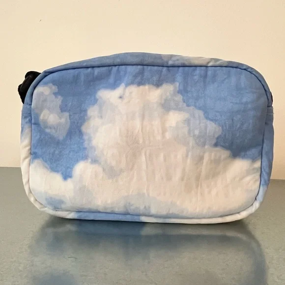 Baggu Camera Crossbody Bag in Clouds - Picture 2 of 5